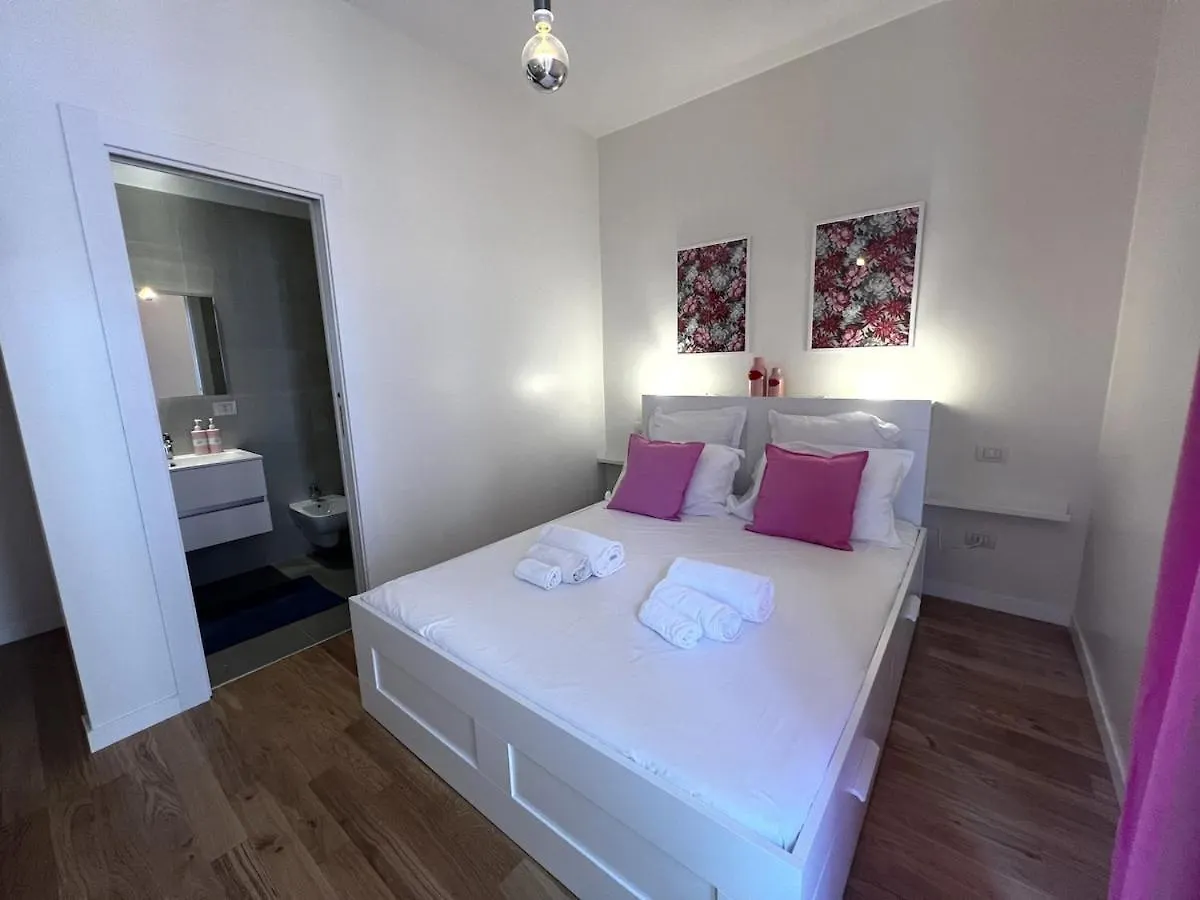 Bari Beauty Apartment 0*,  Italy